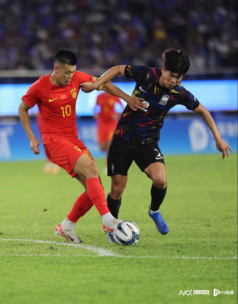 开云官网-中国队在亚洲足球比赛中闯入四强