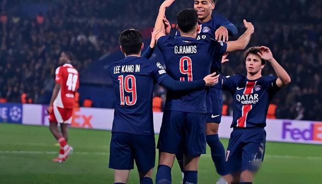 巴黎圣日耳曼奋力迎战拜仁,强强对话的简单介绍 巴黎圣日耳曼奋力迎战拜仁,强强对话的简单介绍