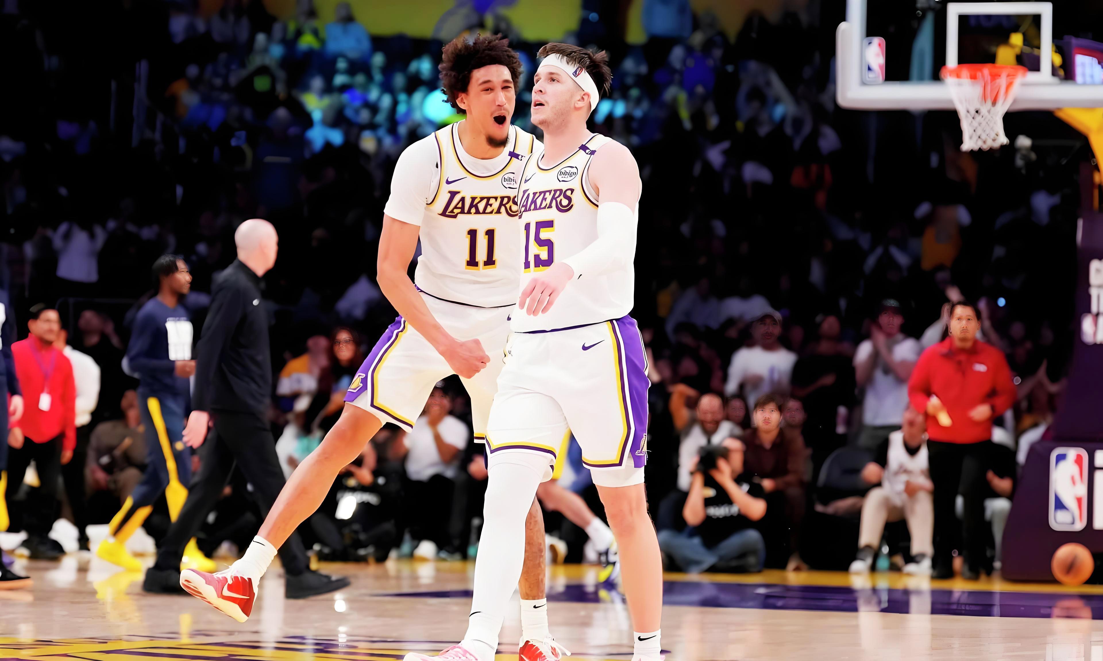 赛季前揭幕战,湖人队大胜对手,展露锋芒的简单介绍 赛季前揭幕战,湖人队大胜对手,展露锋芒的简单介绍