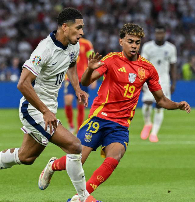 精彩瞬间:欧洲联赛梦幻破解的简单介绍 精彩瞬间:欧洲联赛梦幻破解的简单介绍