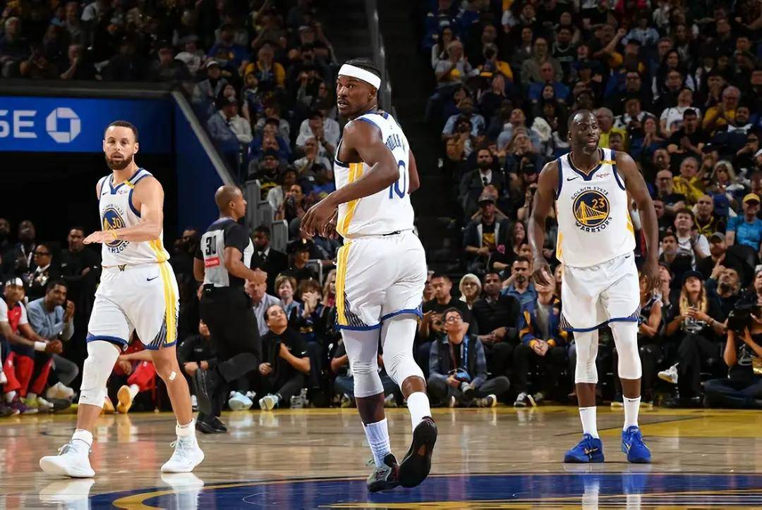 开云体育-勇士凭借强大实力夺得西部决赛首胜