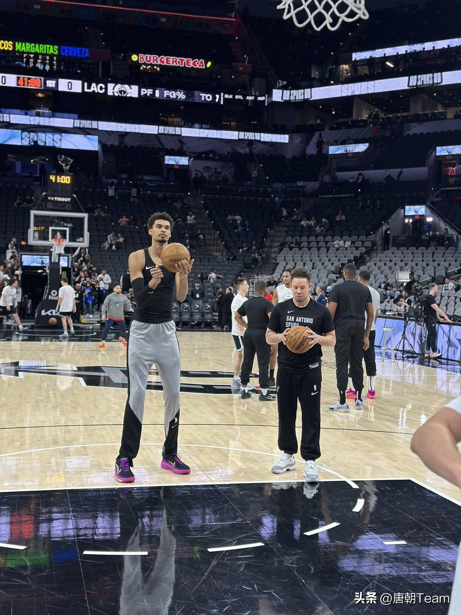 开云APP-关于快船逆转追平马刺，突破困境的信息