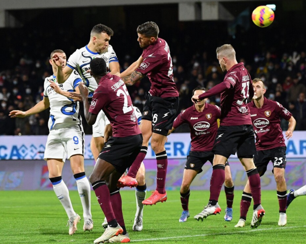 尤文横扫拜仁,决赛宏愿渐行渐远的简单介绍 尤文横扫拜仁,决赛宏愿渐行渐远的简单介绍