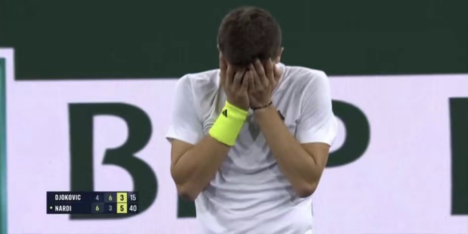 摩纳哥主场失利,球迷情绪低落 摩纳哥主场失利,球迷情绪低落