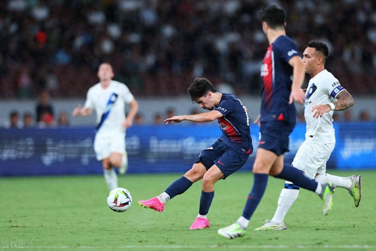 斯特拉斯堡主场告捷,终结尼斯连胜纪录 斯特拉斯堡主场告捷,终结尼斯连胜纪录