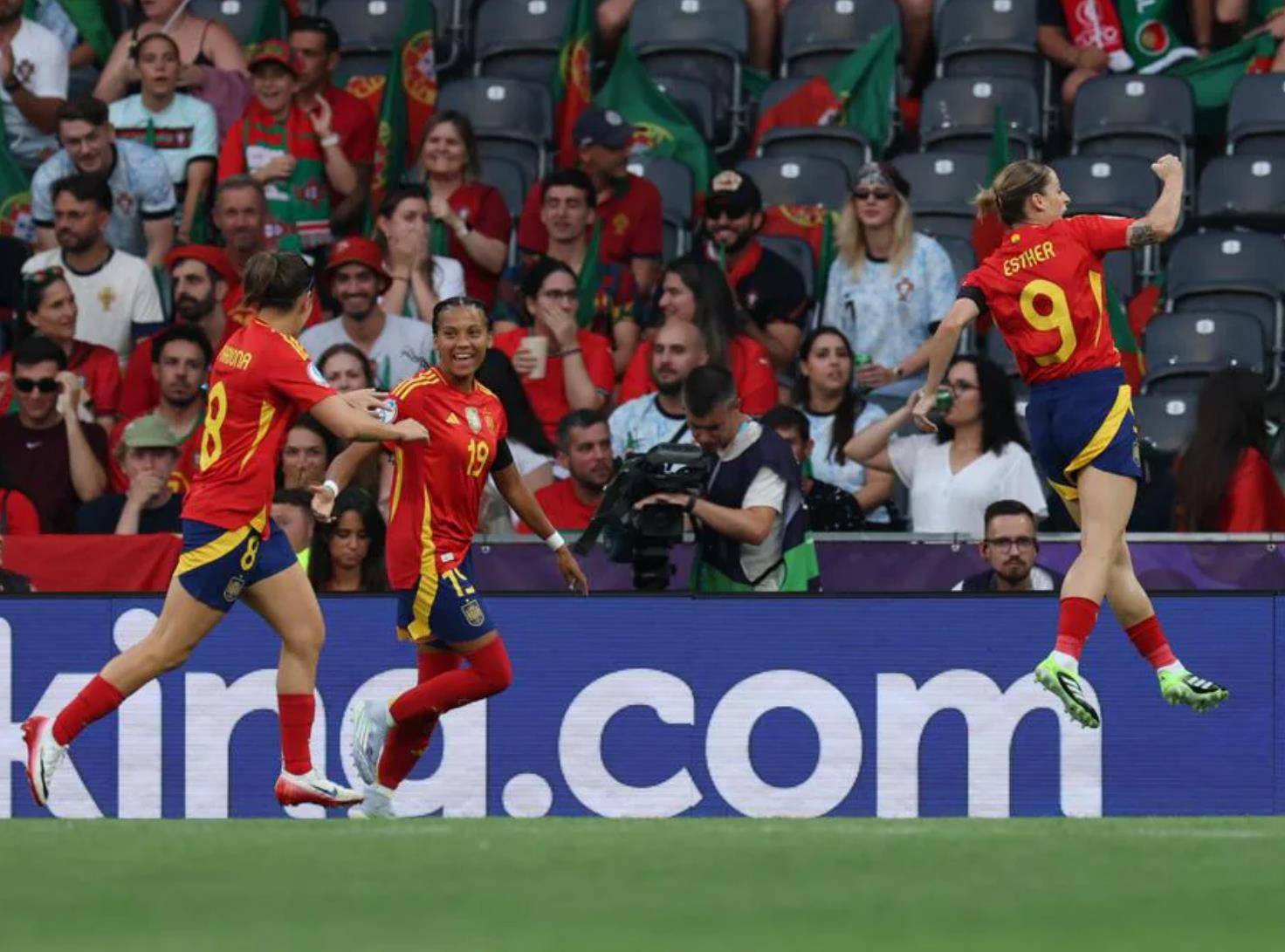 西班牙女足:战平比利时 西班牙女足:战平比利时