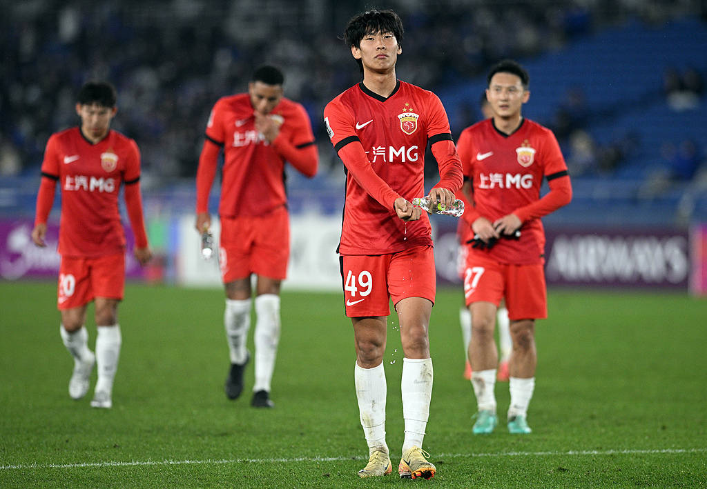 国内球队备战大比赛，期待胜利