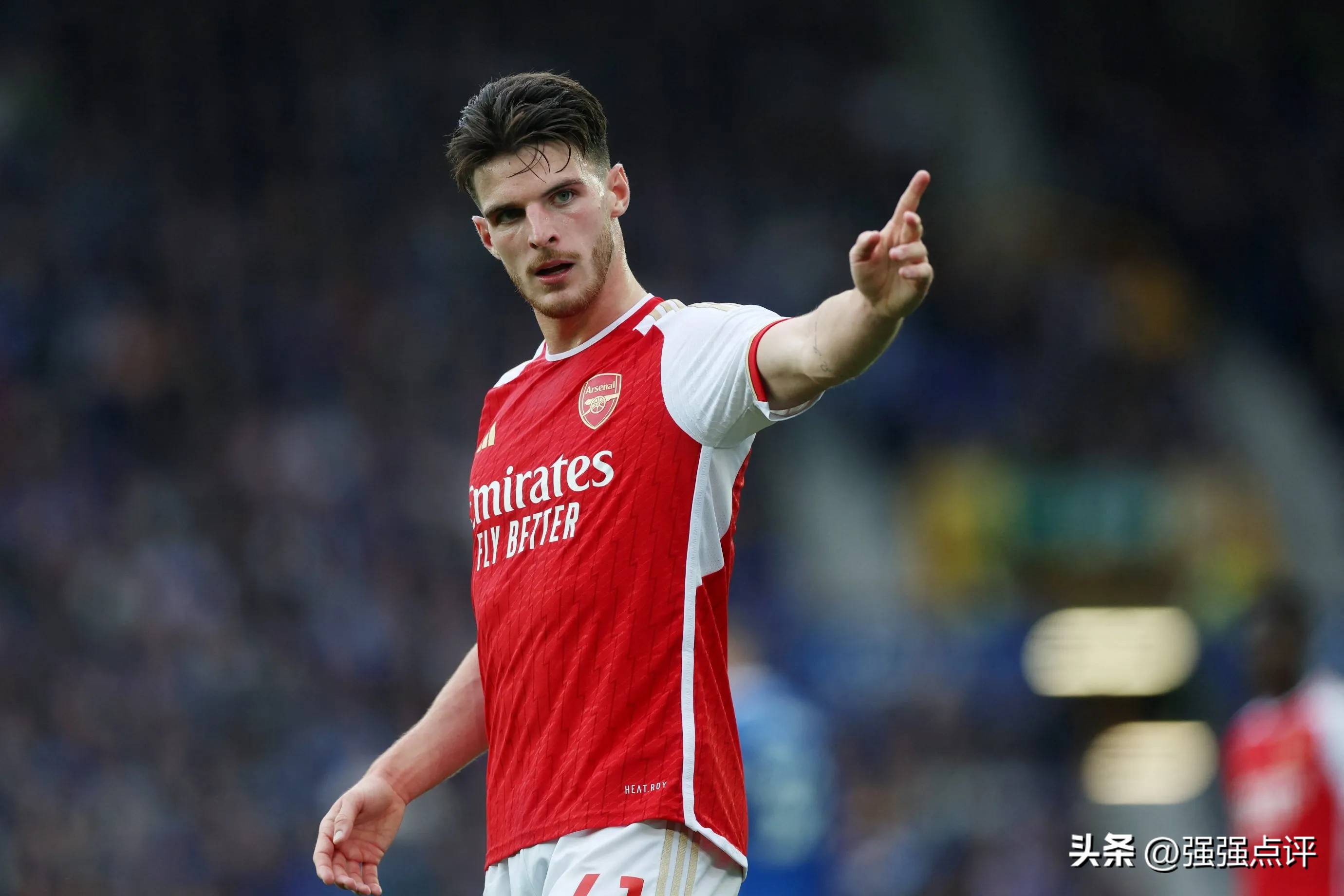 阿森纳队球员状态火热,助球队轻松晋级 阿森纳队球员状态火热,助球队轻松晋级