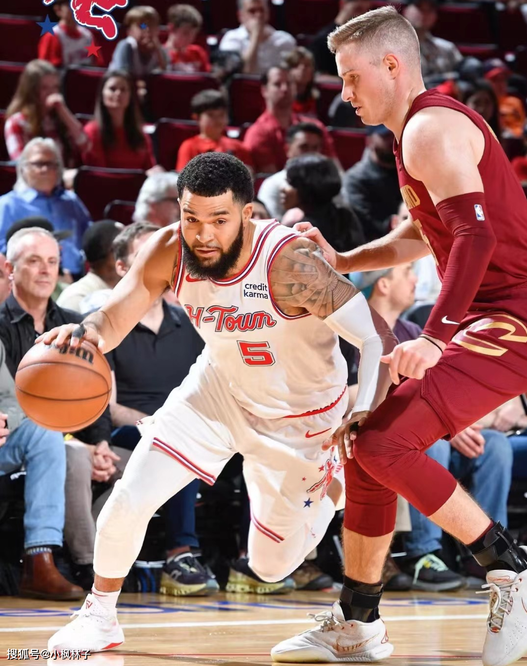 阿尔维斯客场大胜,豪取三分 阿尔维斯客场大胜,豪取三分