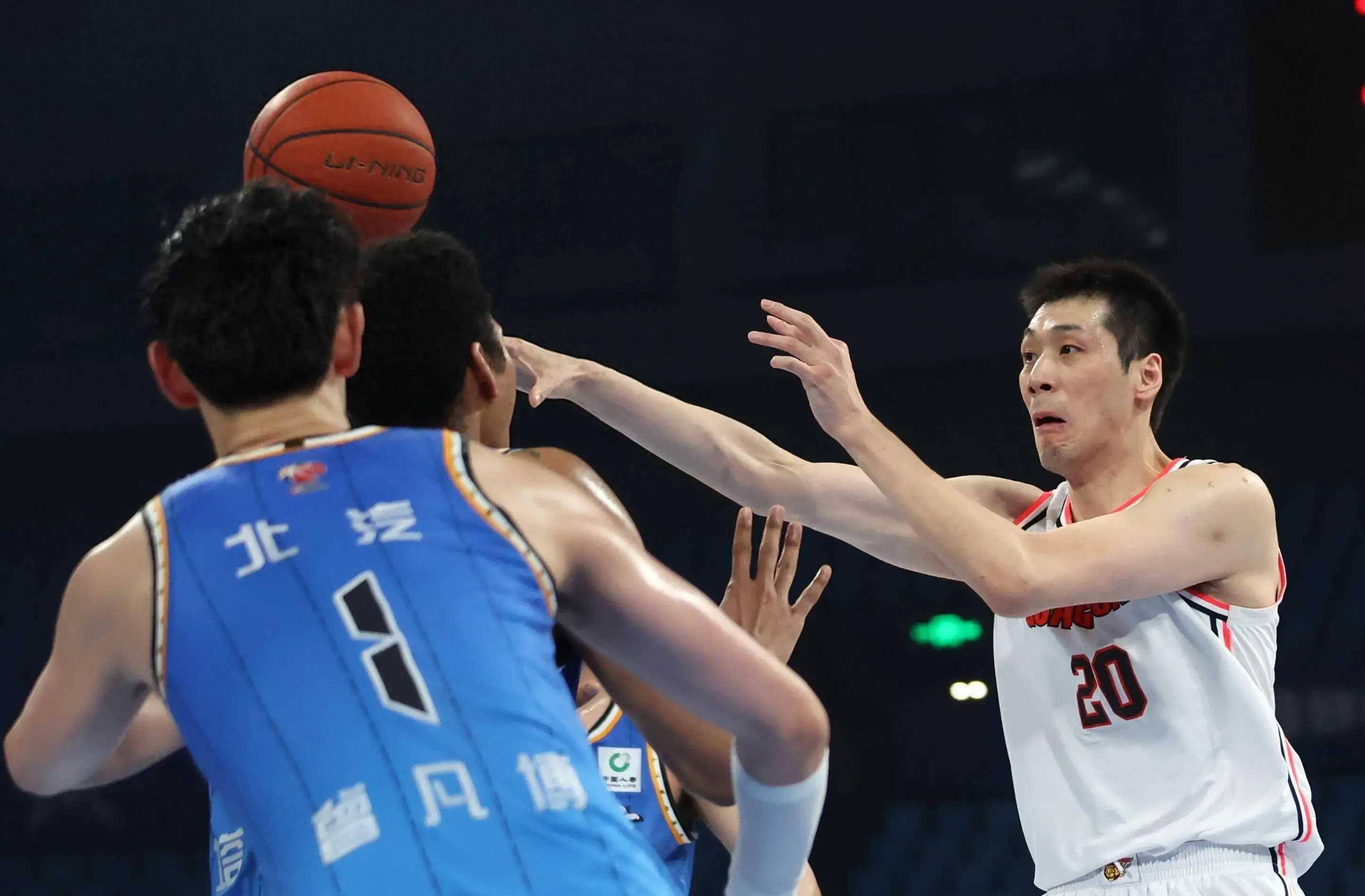 开云体育app-广东华南虎客场挣扎热身赛不如意