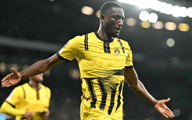 泊鸿队大败对手,德甲降级形势更趋明朗 泊鸿队大败对手,德甲降级形势更趋明朗