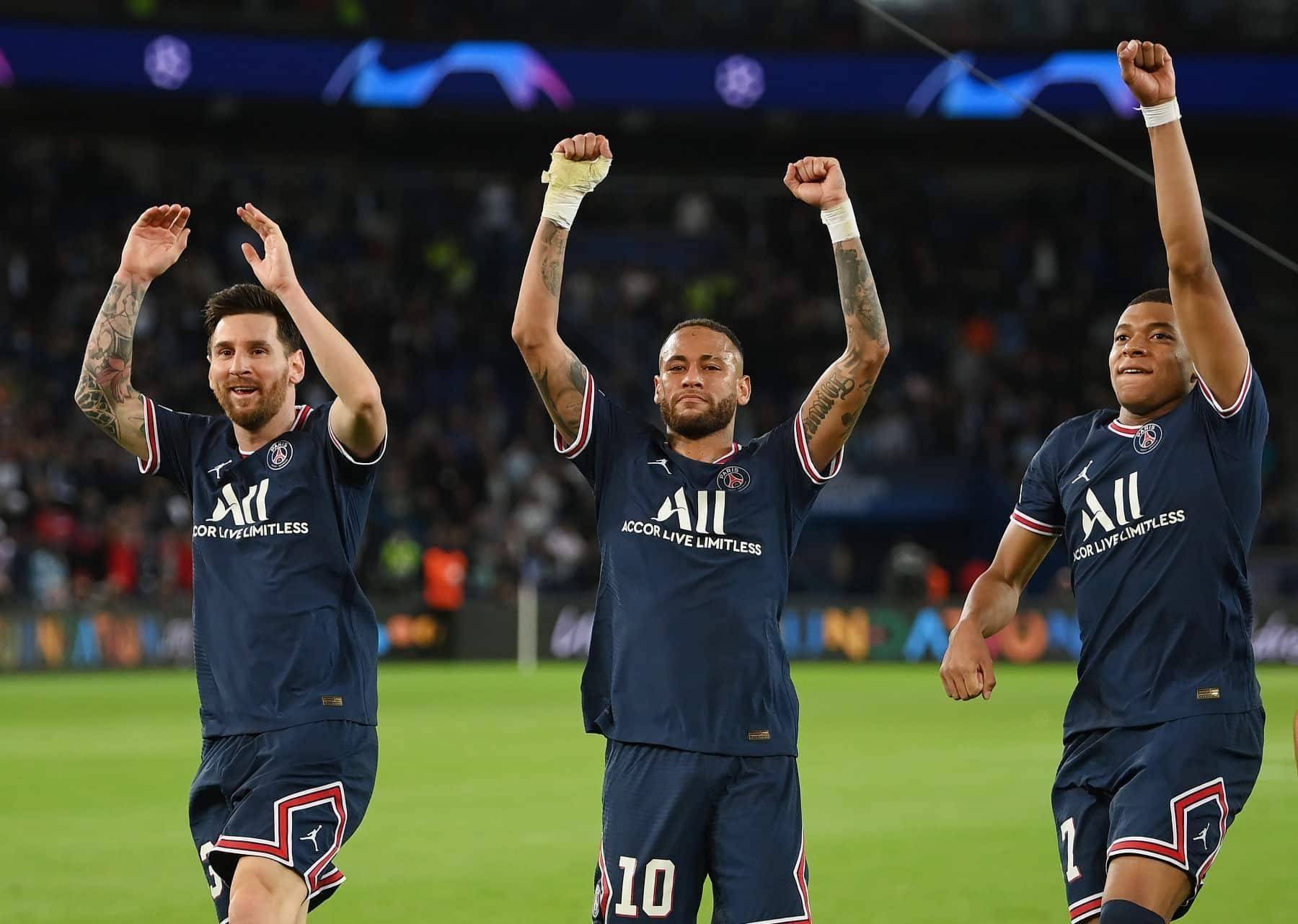 关于国际巴勒斯坦在法甲联赛内跻身前列的信息