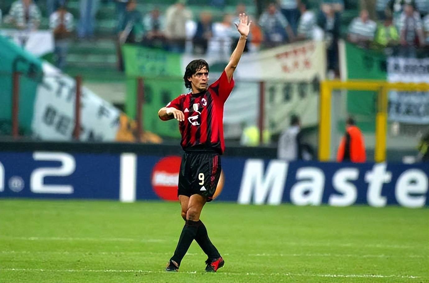 AC米兰胜利，主帅首秀大获成功，球队士气高昂的简单介绍