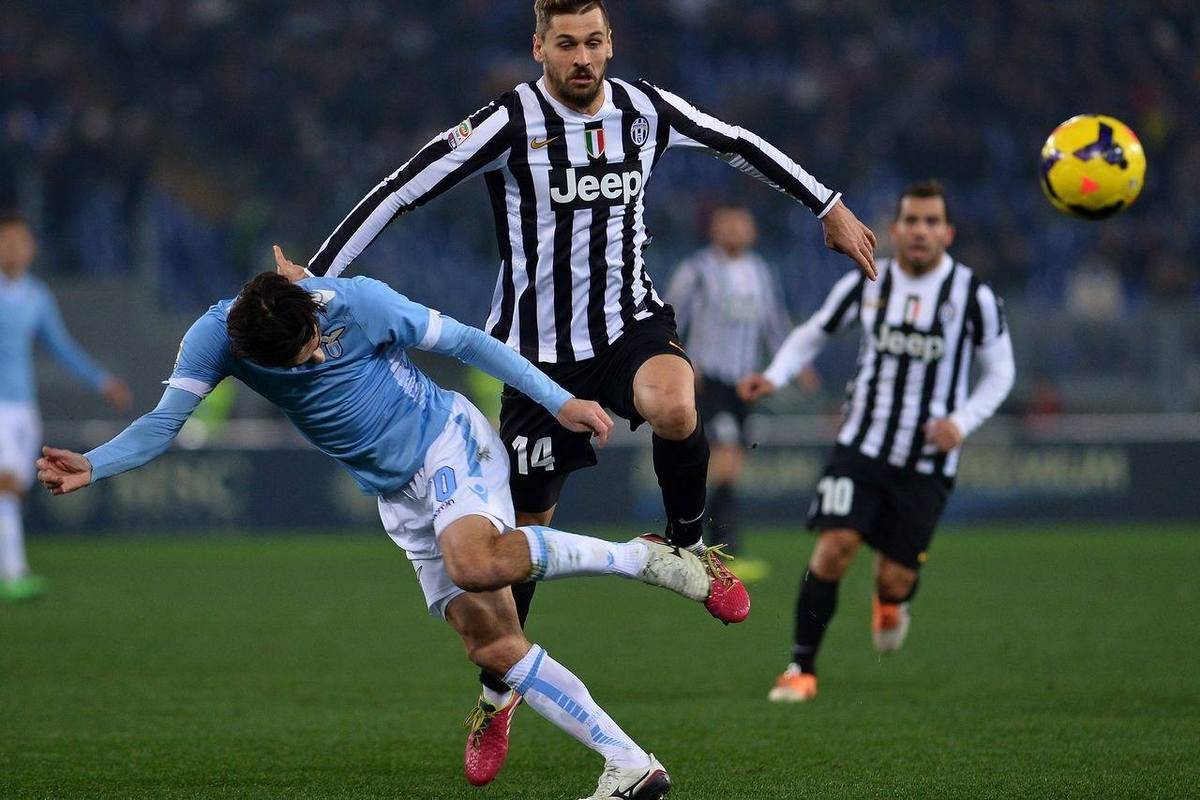 包含拉齐奥客场输于切沃，战绩持续下滑的词条