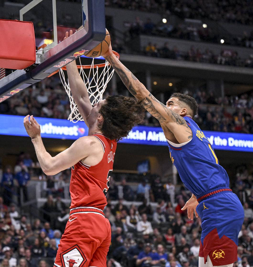 包含掘金队客场力克国王队，取得关键胜利的词条