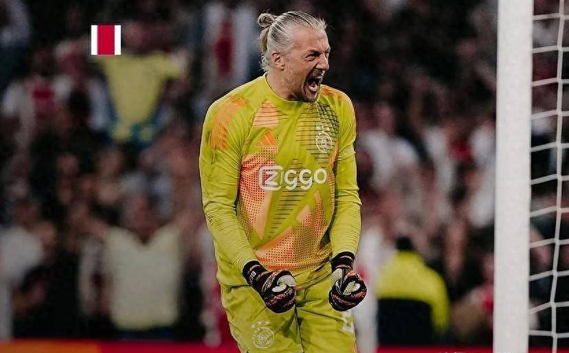 阿贾克斯不敌对手，遭遇失利