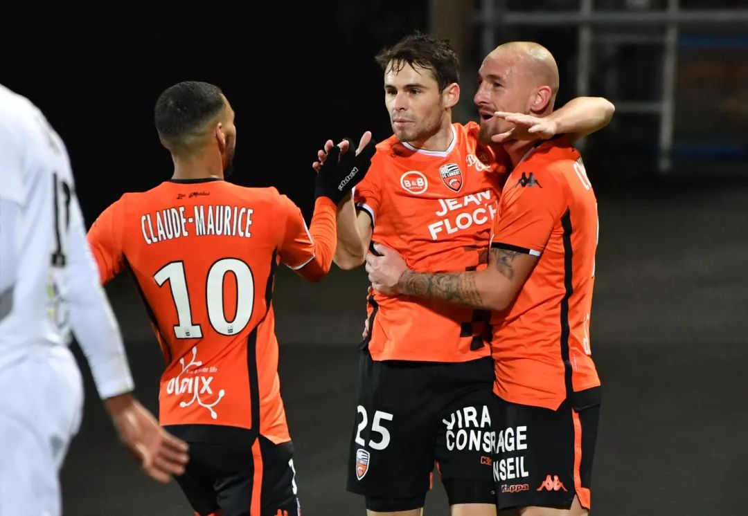 开云官网-汉诺威主场失利，保级形势雪上加霜