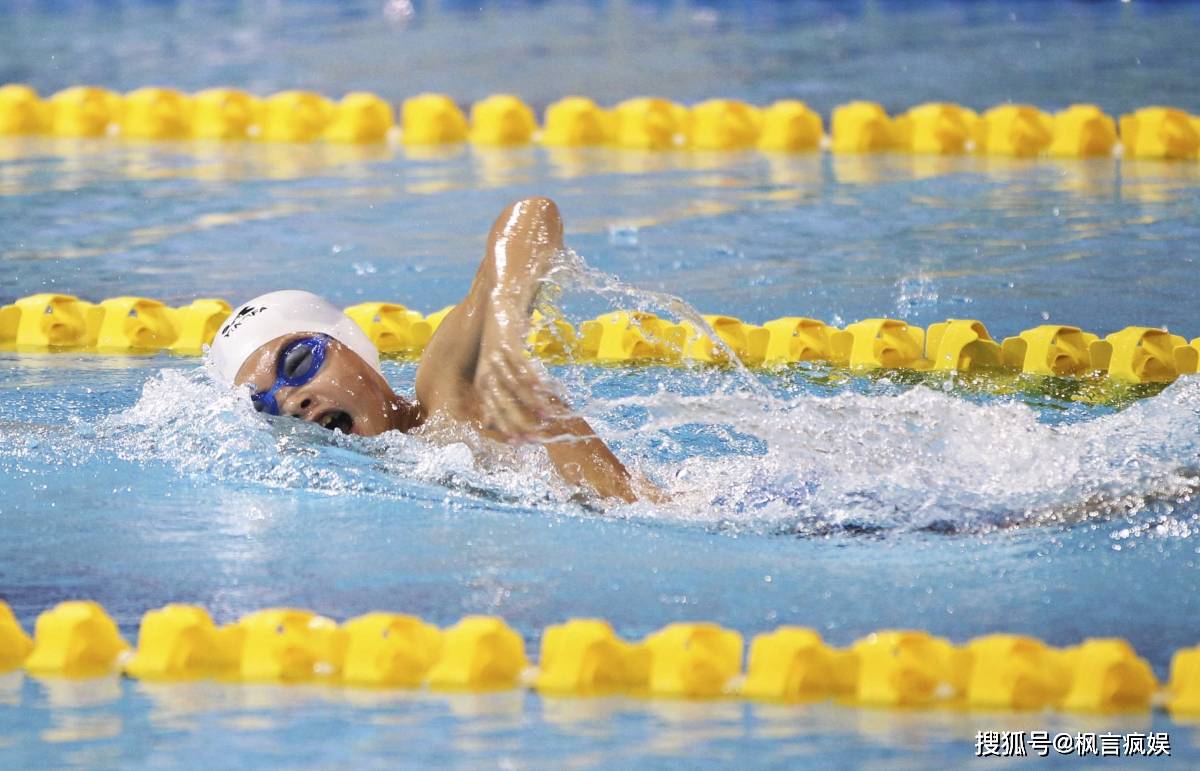 澳大利亚运动员勇夺游泳冠军