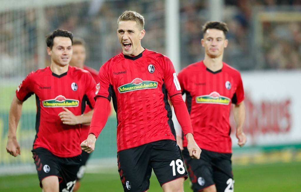 开云体育官网-包含弗赖堡客场轻松击败柏林赫塔，稳固排名的词条