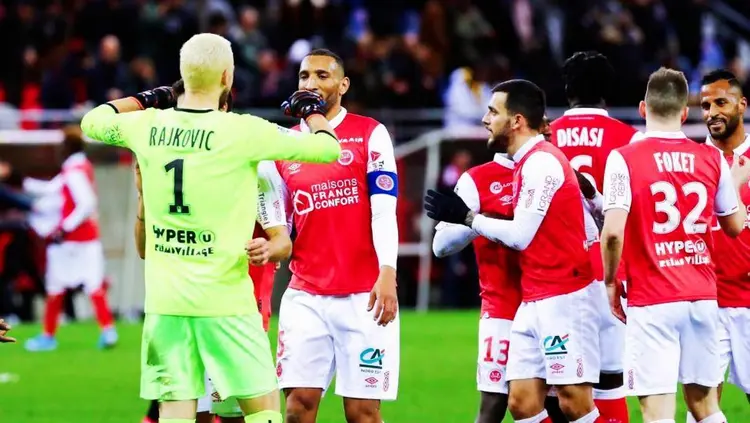 洛里昂主场不敌图卢兹,积分榜位置有所下降 洛里昂主场不敌图卢兹,积分榜位置有所下降