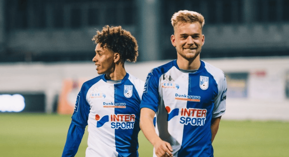 阿雅克肖俱乐部在法国联赛中紧追领先者 阿雅克肖俱乐部在法国联赛中紧追领先者