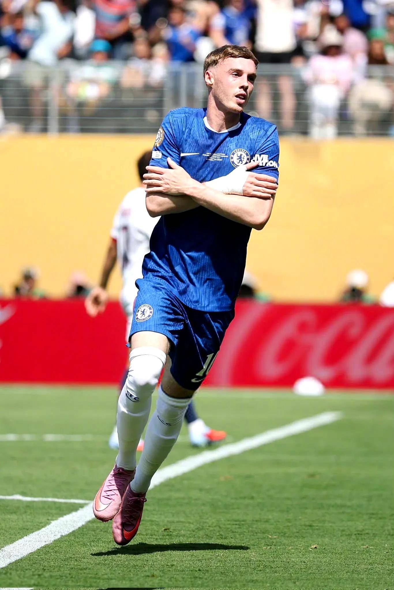 开云体育APP下载-切尔西胜出夺冠机会大增，实力压倒一切对手