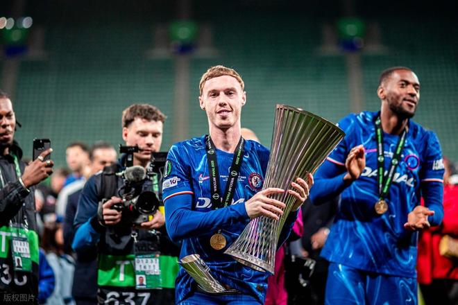 切尔西胜出夺冠机会大增,实力压倒一切对手 切尔西胜出夺冠机会大增,实力压倒一切对手