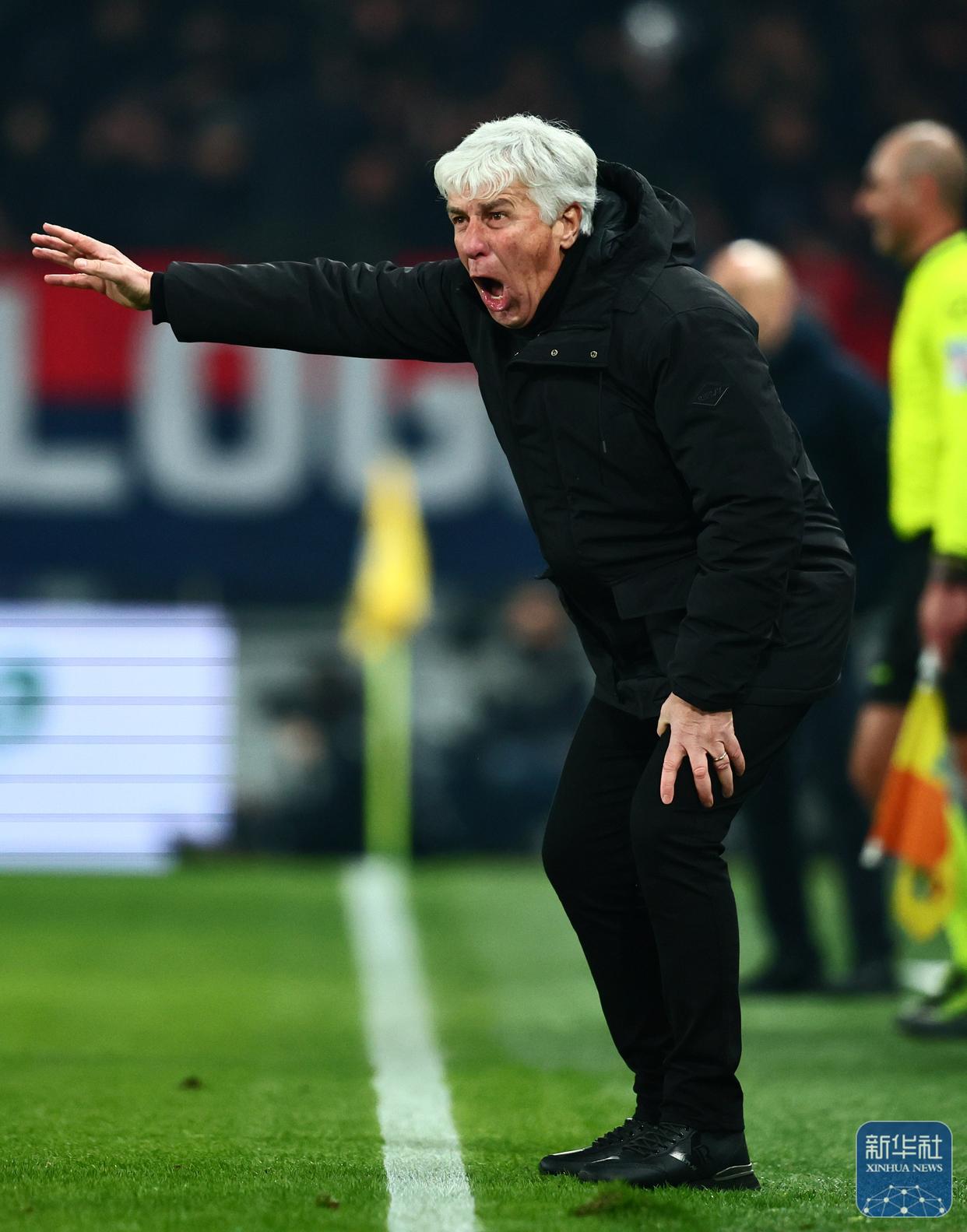 博洛尼亚客场遭遇失利,近况不容乐观 博洛尼亚客场遭遇失利,近况不容乐观