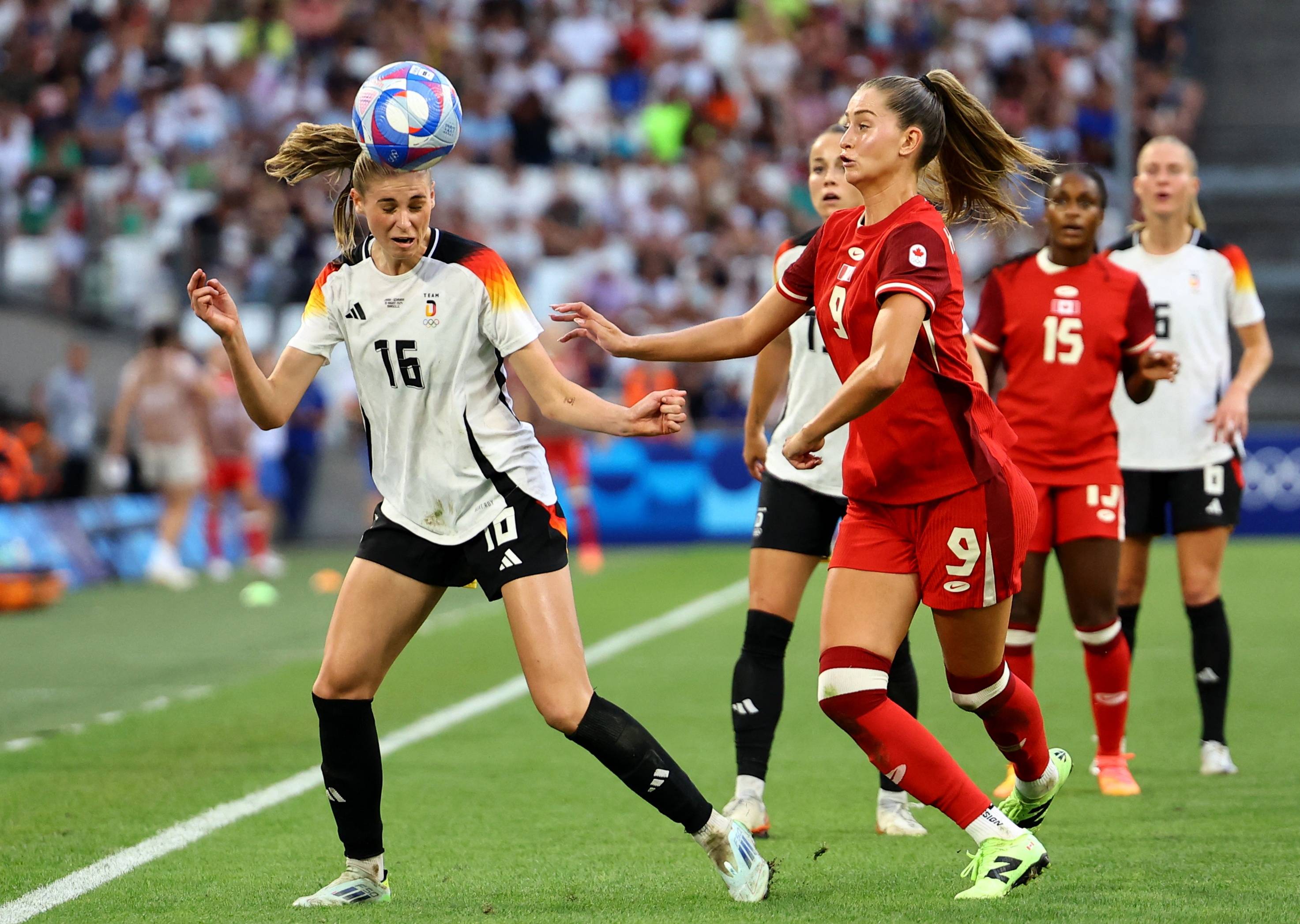 欧洲女足锦标赛中诞生新冠军