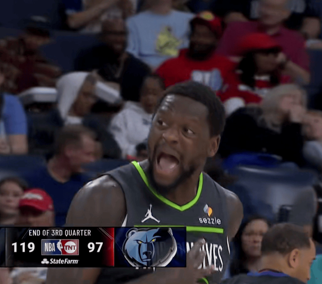 活塞逆袭灰熊,球迷狂喜疯狂呼喊胜利的简单介绍 活塞逆袭灰熊,球迷狂喜疯狂呼喊胜利的简单介绍