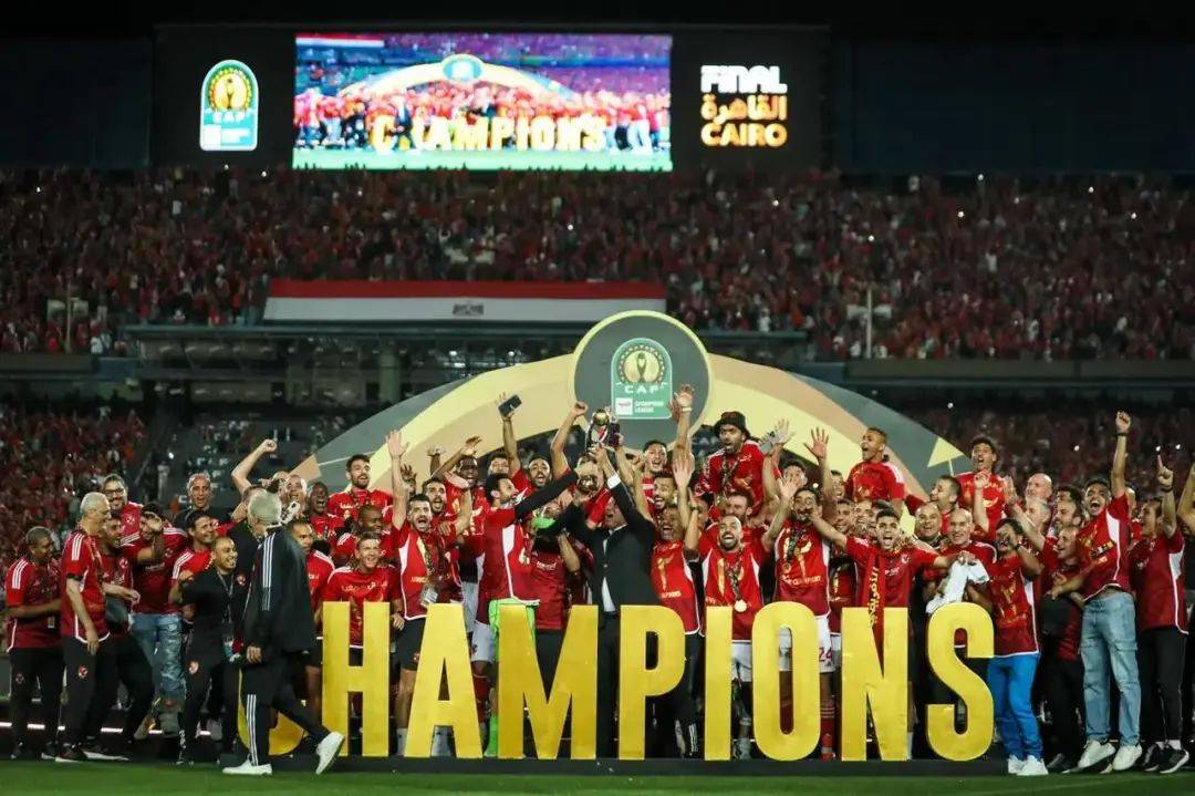 开云体育-包含大洋洲球队表现引人注目，赢得观众喝彩的词条