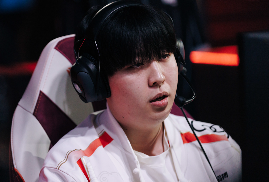 包含TES鏖战SHR,Kanavi操刀奇招英雄翻盘峡谷大战淘汰赛,让粉丝疯狂欢呼的词条 包含TES鏖战SHR,Kanavi操刀奇招英雄翻盘峡谷大战淘汰赛,让粉丝疯狂欢呼的词条