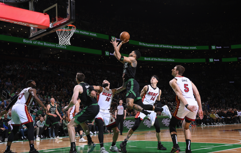 独行侠大胜快船，晋级季后赛第二轮