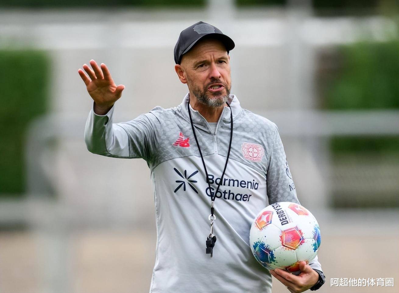 摩纳哥主帅因表现不佳遭解雇 摩纳哥主帅因表现不佳遭解雇