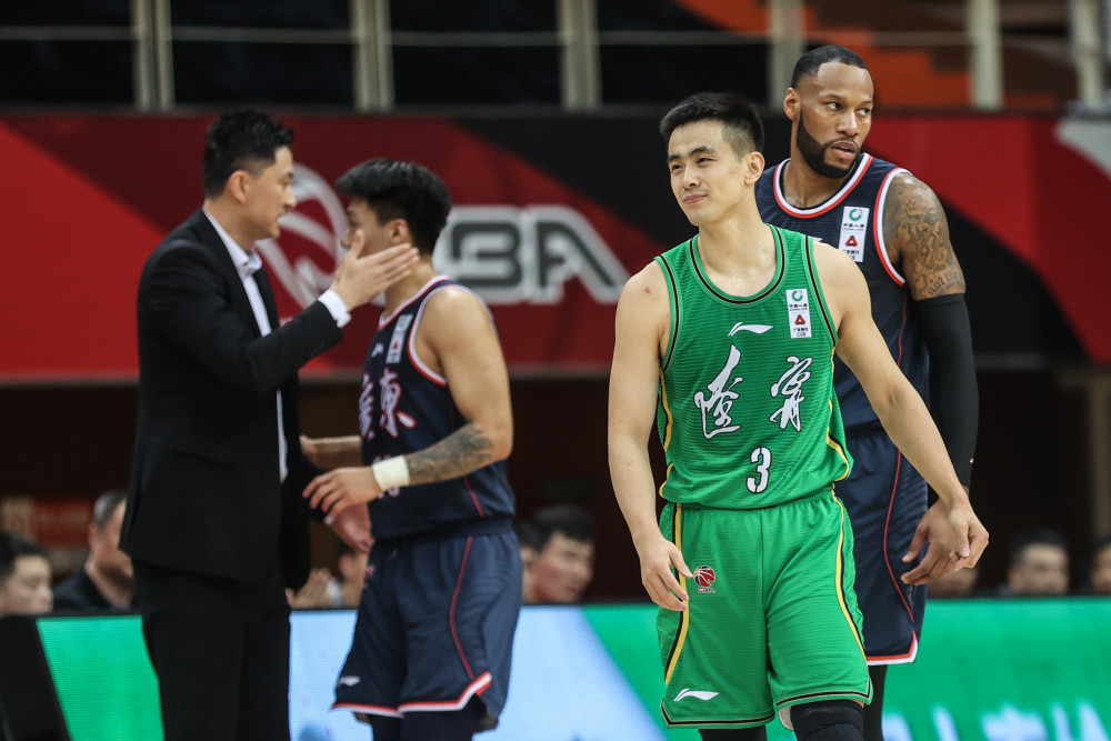 包含斯托克城连战连胜!主场击溃对手登顶积分榜的词条 包含斯托克城连战连胜!主场击溃对手登顶积分榜的词条