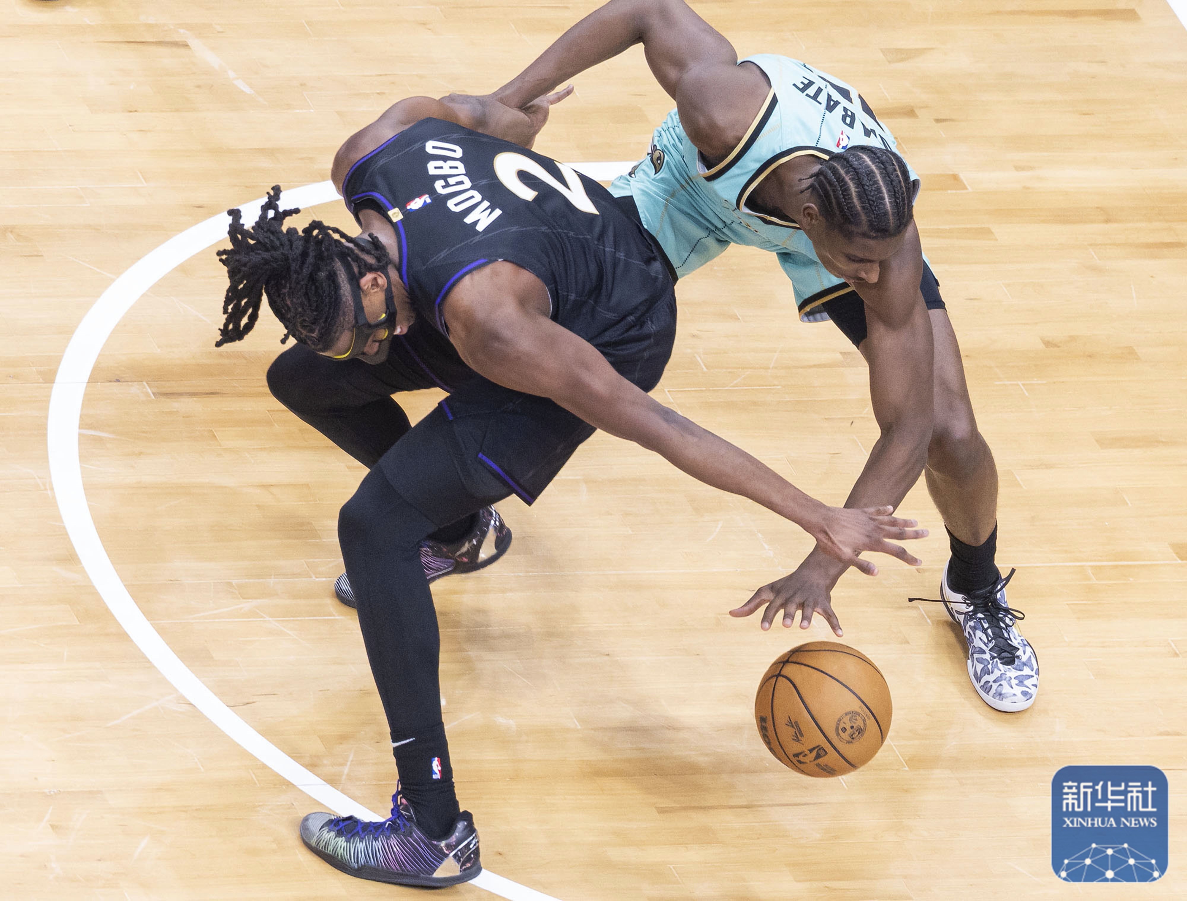 开云体育app-猛龙强势胜活塞，球队备战季后赛信心十足