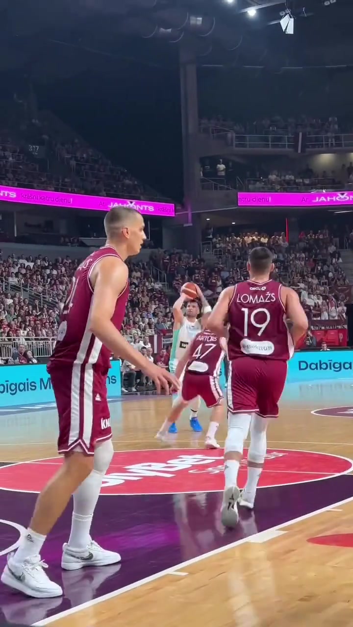 包含步行者险胜福建队,东契奇状态火热的词条 包含步行者险胜福建队,东契奇状态火热的词条