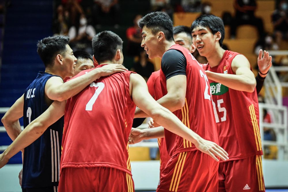 中国队轻取葡萄牙队,王皓刷新纪录 中国队轻取葡萄牙队,王皓刷新纪录