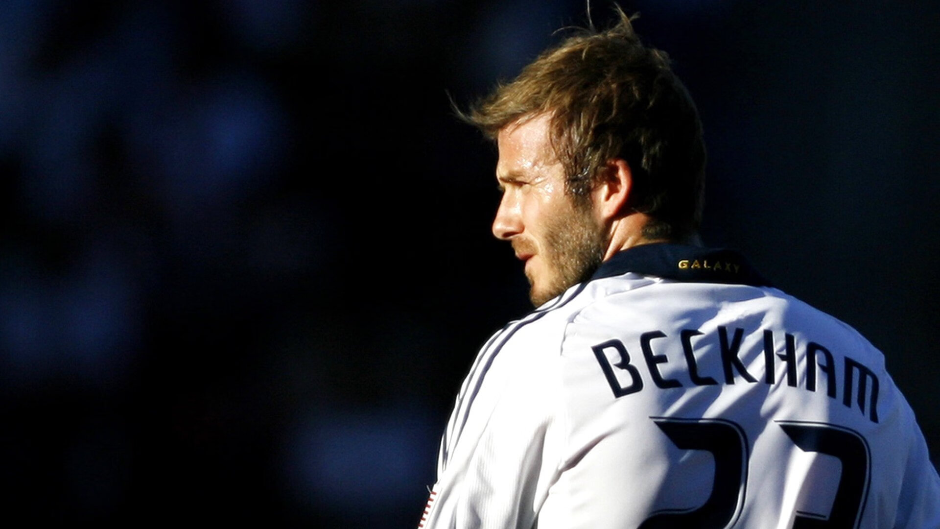 险胜之上，丰碑永铸，易建联的纪录夜与深圳的血色加时